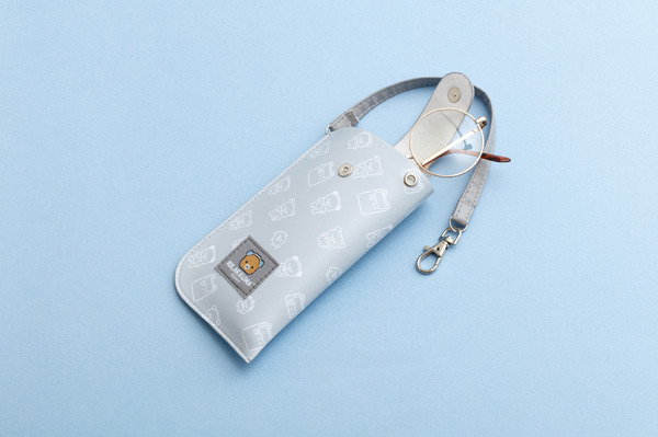 「ゲーミングリラックマ ストラップ付メガネケース」（C）2025 SAN-X CO., LTD. ALL RIGHTS RESERVED.