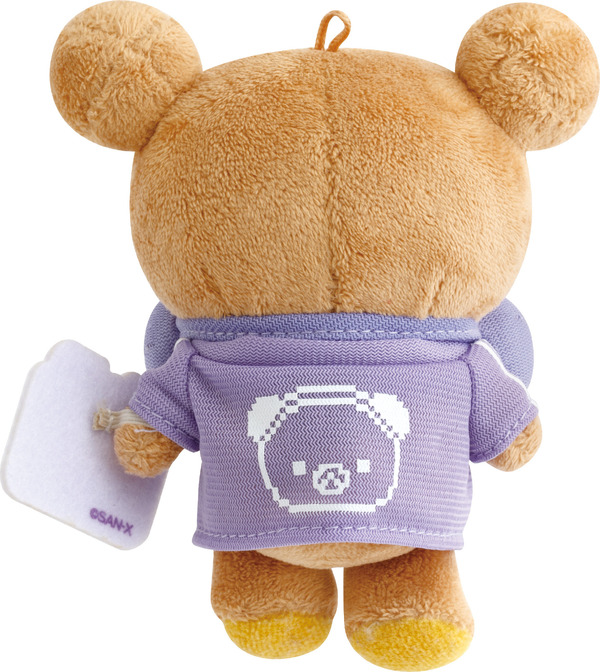 「ゲーミングリラックマ おきがえリラックマ（ゲーマー）」別売りのおでかけぬいぐるみキーホルダーを着せ替えられる（C）2025 SAN-X CO., LTD. ALL RIGHTS RESERVED.