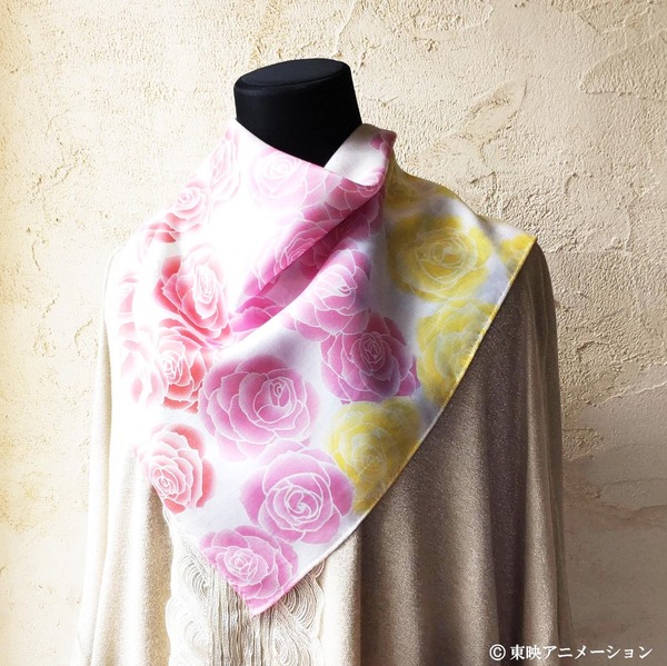 「Yes！プリキュア5GoGo！ スカーフ」（C）東映アニメーション