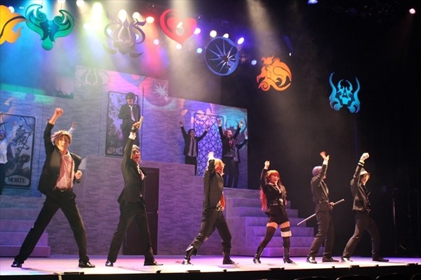 「アルカナ・ファミリア Valentino」衝撃の展開に怒涛のアクション、舞台ならではの演出がみどころ