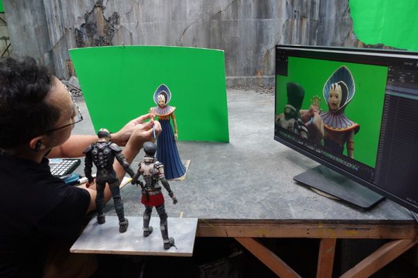 待望の続編『JUNK WORLD』日本語でさらにわかりやすい！ でも“ゴニョゴニョ語”も健在 【堀貴秀監督インタビュー】