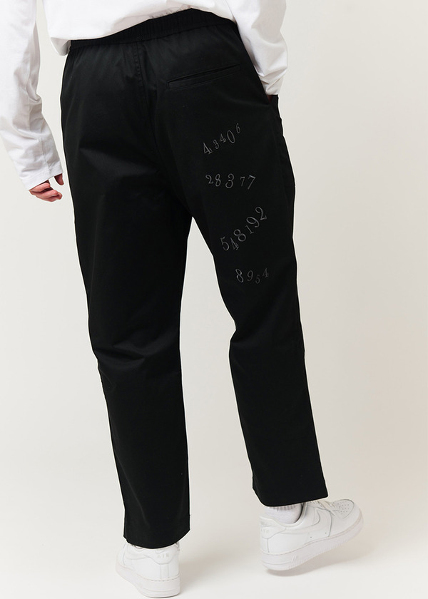 『DEATH NOTE』×グラニフ「削除｜ベイカーパンツ」（C）大場つぐみ・小畑健／集英社