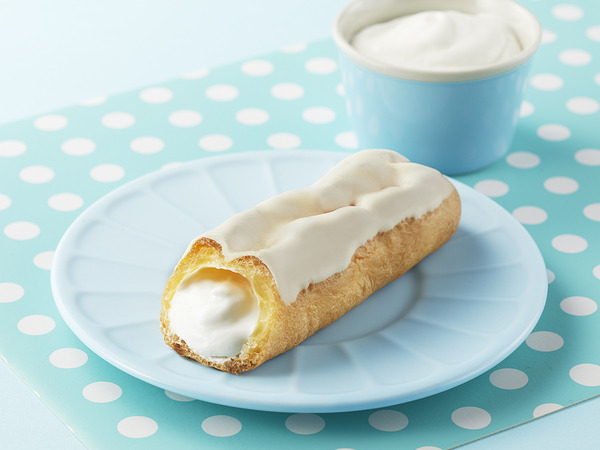 「むちゃうまヨーグルトエクレア」