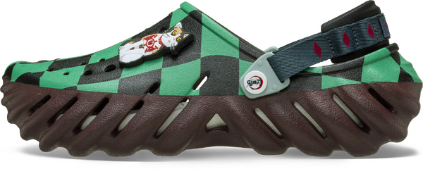 アニメ『鬼滅の刃』× Crocs「炭治郎 エコー クロッグ」（C）吾峠呼世晴/集英社・アニプレックス・ufotable