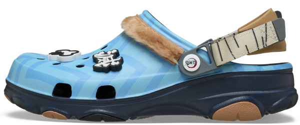 アニメ『鬼滅の刃』× Crocs「伊之助 オールテレイン クロッグ」（C）吾峠呼世晴/集英社・アニプレックス・ufotable