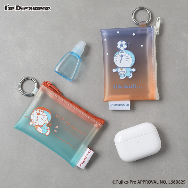 I'm Doraemon「グラデーションミニポーチ」（C）Fujiko-Pro APPROVAL No.L647435