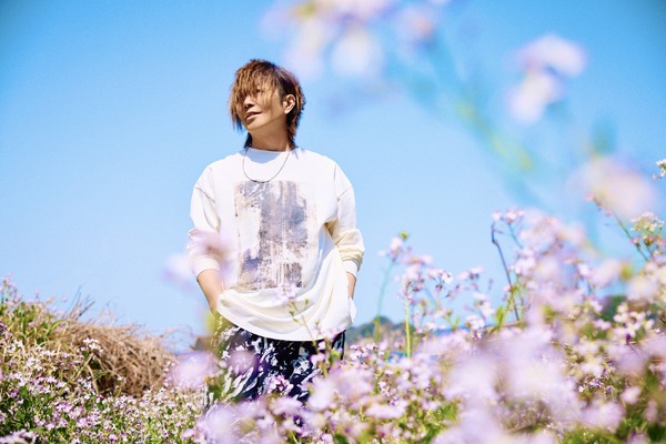 「谷山紀章50歳記念写真集 KRONICLE」(東京ニュース通信社刊)