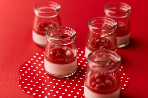 いちごのなめらかパンナコッタ