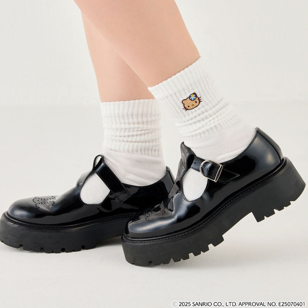 刺繡付きルーズソックス （全2種）