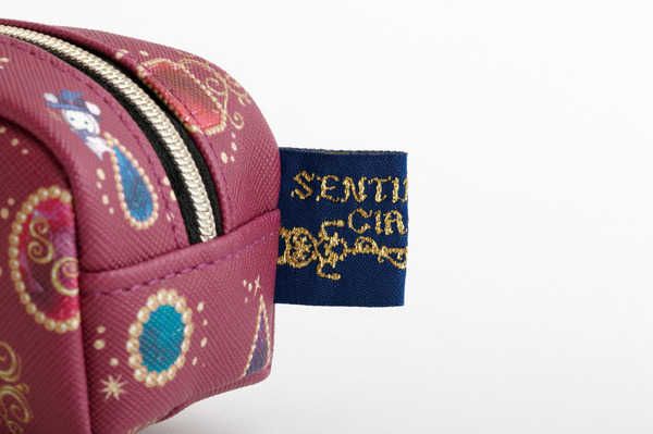 センチメンタルサーカス新テーマ 永遠の魔法と願いのグリモワール「ペンポーチ」（C）2025 SAN-X CO., LTD. ALL RIGHTS RESERVED.