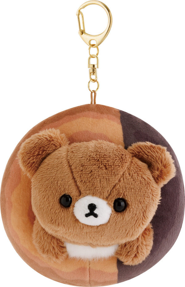 リラックマ×ミスタードーナツ「ぶらさげぬいぐるみ　チャイロイコグマ（チョコファッション）」（C）MISDO 25（C）SAN-X