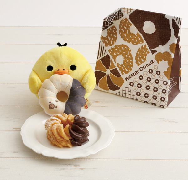 リラックマ×ミスタードーナツ「ドーナツまくまくぬいぐるみ　キイロイトリ（エンゼルフレンチ）」イメージ（C）MISDO 25（C）SAN-X