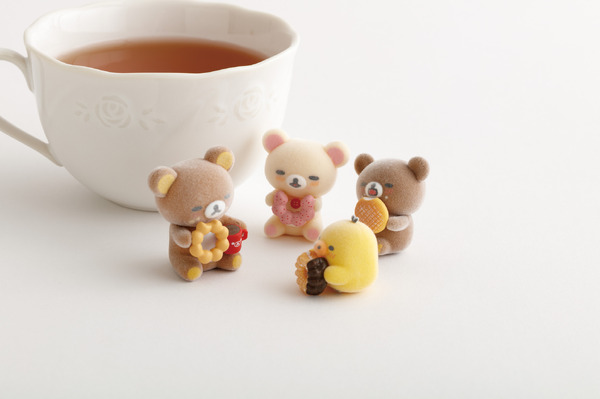 リラックマ×ミスタードーナツ「プチリラックママスコット」イメージ（C）MISDO 25（C）SAN-X