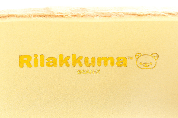 「ぬいぐるみメガネケース　リラックマ」内側の箔押し（C）2025 SAN-X CO., LTD. ALL RIGHTS RESERVED.