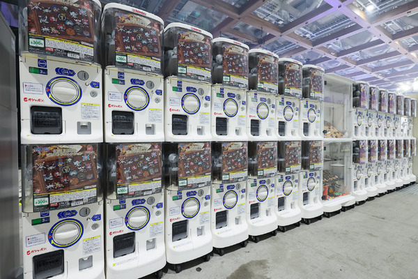 ガシャポン コーナー-Gashapon  Corner