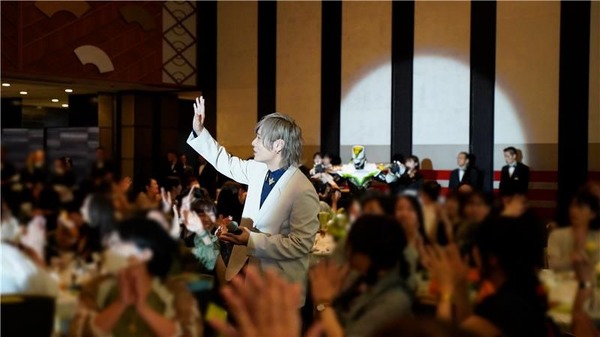 サプライズゲストの登場