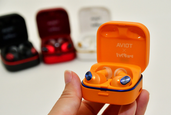 『ハイキュー!!』コラボレーションワイヤレスイヤホン