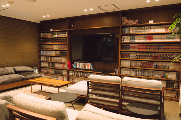 【独占インタビュー】「VUY」から世界へ。『SPY×FAMILY』『チェンソーマン』を手がけたマンガ編集者 林 士平が語る、マンガ家と編集者のこれから