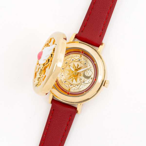 TVアニメ『カードキャプターさくら クリアカード編』「封印の鍵 モデル 蓋付き腕時計」（C）CLAMP・ST/講談社・NEP・NHK