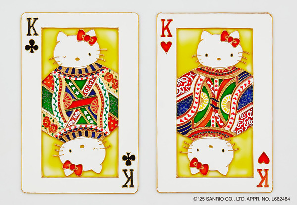 ハローキティのトランプ缶