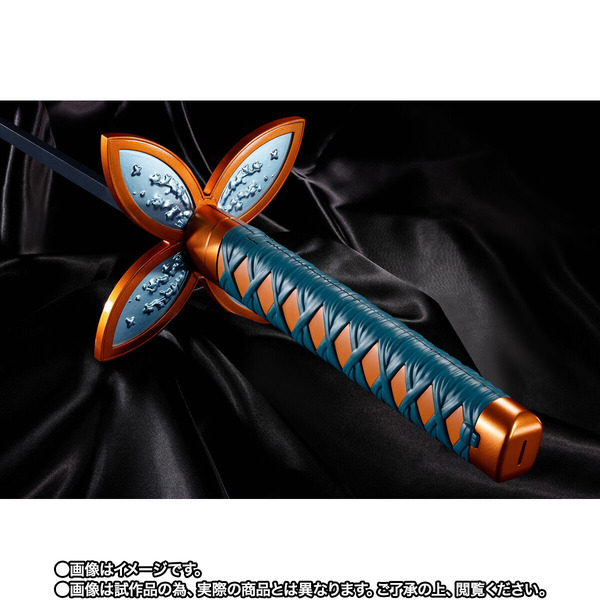 「PROPLICA 日輪刀（胡蝶しのぶ）」