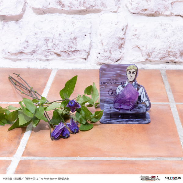 TVアニメ『進撃の巨人』×AIR TWOKYO「BUBBLE JEWELRY（エルヴィン）」（C）諫山創・講談社／「進撃の巨人」The Final Season製作委員会