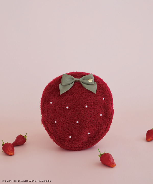 Maison de FLEUR × いちご新聞「いちごポーチ」（C）’25 SANRIO CO., LTD. APPR. NO. L656005
