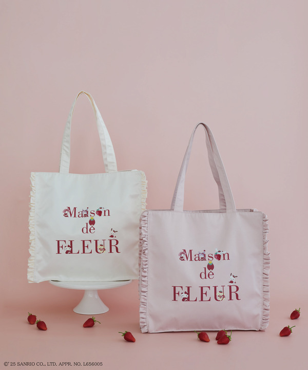 Maison de FLEUR × いちご新聞「フリルトートバッグ」（C）’25 SANRIO CO., LTD. APPR. NO. L656005