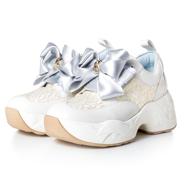 「カードキャプターさくら アイコニック シューズオブジェ ドレス スニーカー」クリア