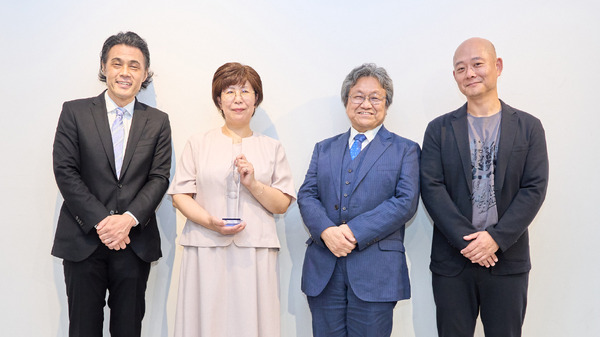 左から三木一馬(株式会社ストレートエッジ代表取締役)、ぷり(著者)、佐藤順一(総監督)、山本幸治(株式会社ツインエンジン代表取締役)　