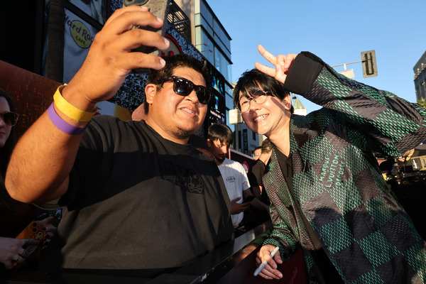 ハリウッドのTCLチャイニーズシアターにてプレミアイベントが実施