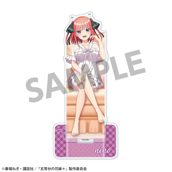 TVスペシャルアニメ『五等分の花嫁＊』描き下ろしアクリルスタンド 中野二乃 ナイトウェアver.（C）春場ねぎ・講談社／「五等分の花嫁＊」製作委員会