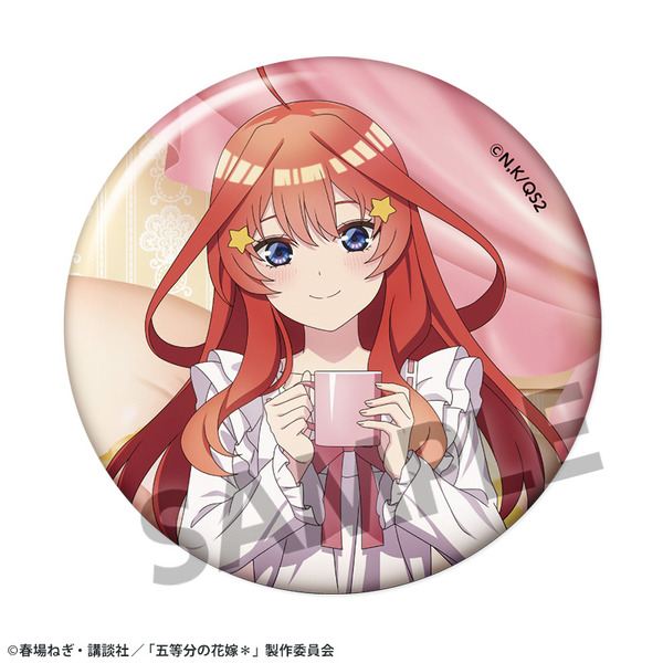 TVスペシャルアニメ『五等分の花嫁＊』描き下ろしトレーディング缶バッジ  中野五月A ナイトウェアver.（C）春場ねぎ・講談社／「五等分の花嫁＊」製作委員会