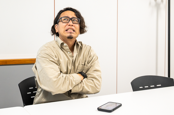 やりたい放題ドット絵ARPG『ガデテル』VS極悪編集部の仁義なきコラボバトル、勃発。“ぶっちゃけどこまでやれんのか”検証に、ライター&日本運営担当が全力でチャレンジ