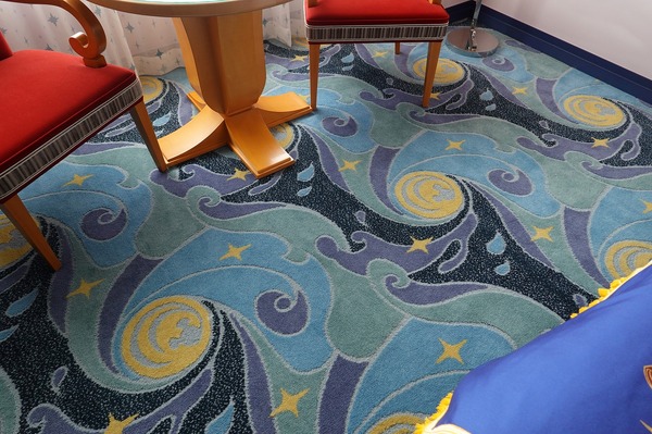 ディズニーホテルに新客室誕生！「ミッキーマウスルーム（魔法使いの弟子）」潜入