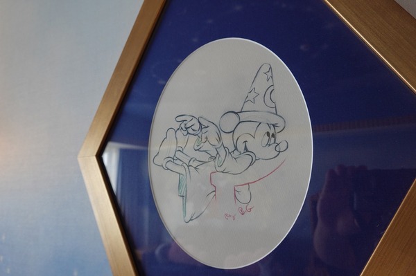 ディズニーホテルに新客室誕生！「ミッキーマウスルーム（魔法使いの弟子）」潜入