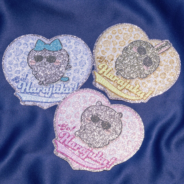 「ちいかわ」愉快な“Go！HARAJUKU”やカワイイ“星座”も！とっておきのアイテムを持ったぬいぐるみなど、新商品が本日10月17日11時発売