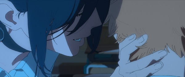 劇場版『チェンソーマン レゼ篇』デンジ＆レゼの“超親密カット”