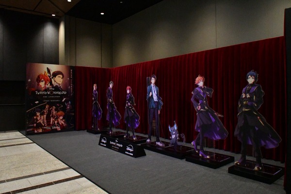 「『ディズニー ツイステッドワンダーランド ザ アニメーション』ワールドプレミア 開宴ティーパーティー!」の様子