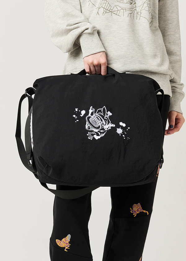 ヘブンズ・ドアー｜ショルダーバッグ