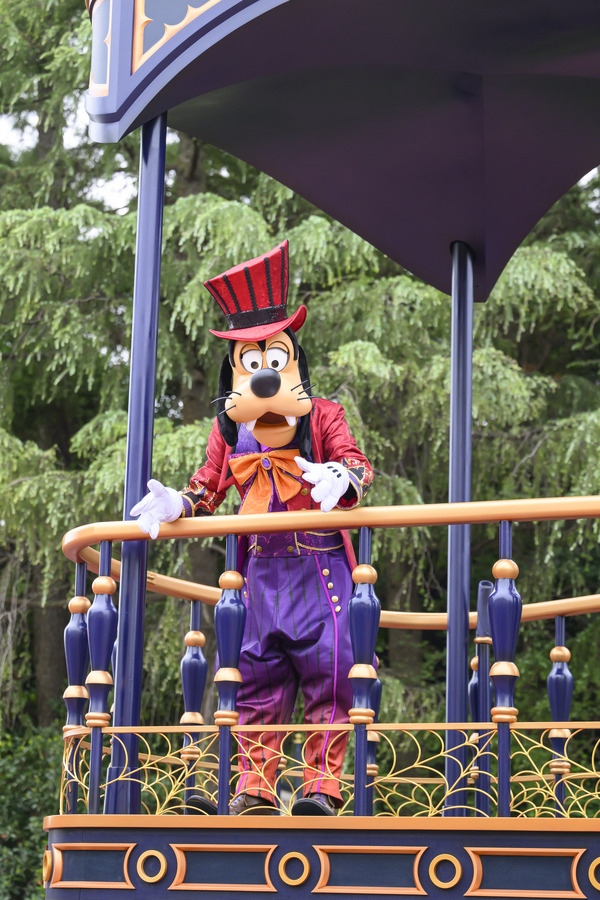 ハロウィン本番！超人気パレード＆アトモス、楽しい全身仮装で盛り上がる秋の東京ディズニーリゾート