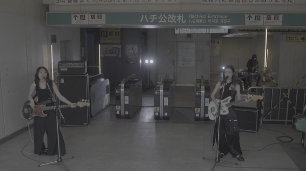 羊文学「more than words」スペシャルパフォーマンス映像再公開 ！「呪術廻戦」第2期一挙無料放送記念で