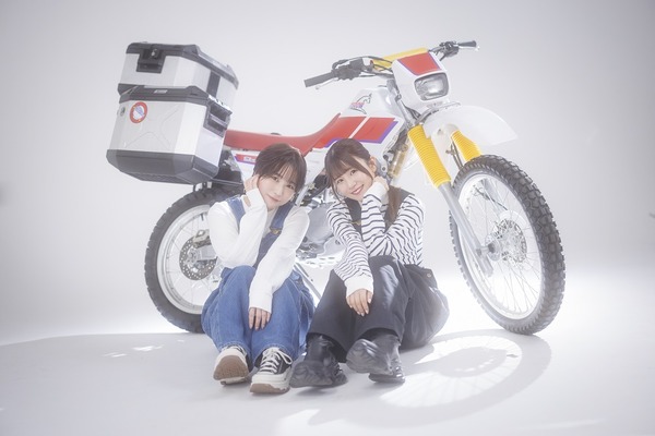 TVアニメ『終末ツーリング』キャスト写真（C）2025 さいとー栄/KADOKAWA/「終末ツーリング」製作委員会