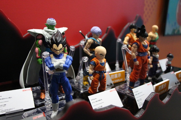 「TAMASHII NATION 2025」実物フィギュア