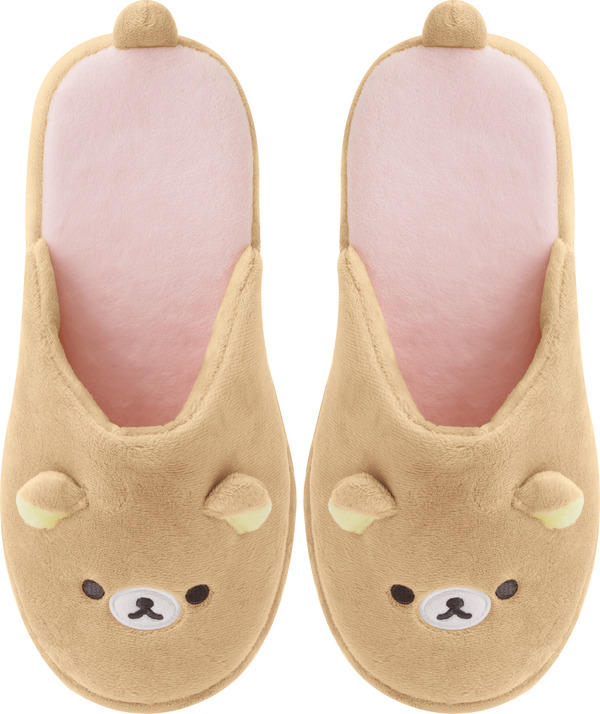 サンエックス「Makeup Rilakkuma ぬいぐるみスリッパ」（C）2025 SAN-X CO., LTD. ALL RIGHTS RESERVED.