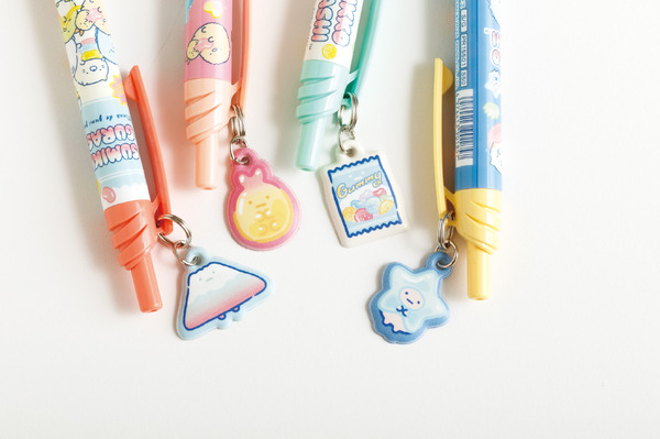 すみっコぐらし「グミグミパーティー」マスコット付 エナージェル エス　使用イメージ（C）2025 SAN-X CO., LTD. ALL RIGHTS RESERVED.