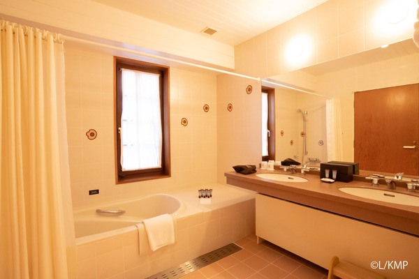 ロッテアライリゾートのコアラのマーチルーム浴室