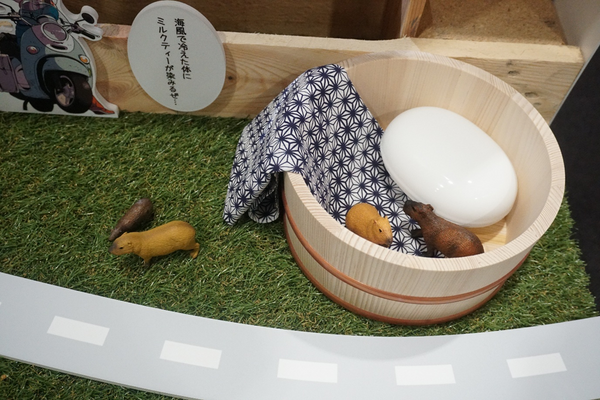 「『ゆるキャン△』10周年記念展 ＼キャンプの思い出 集めちった／」