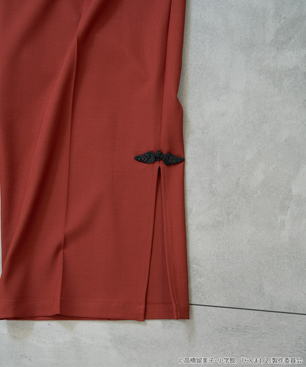 TVアニメ『らんま1/2』× earth music＆ecology Japan Label「チャイナパンツ」ボルドー（C）高橋留美子・小学館/「らんま1/2」製作委員会