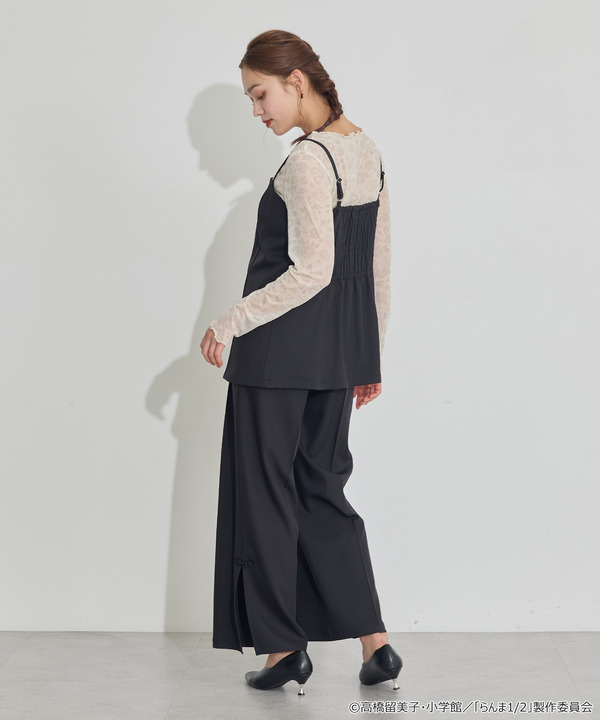 TVアニメ『らんま1/2』× earth music＆ecology Japan Label「チャイナビスチェ」ブラック　着用イメージ（C）高橋留美子・小学館/「らんま1/2」製作委員会